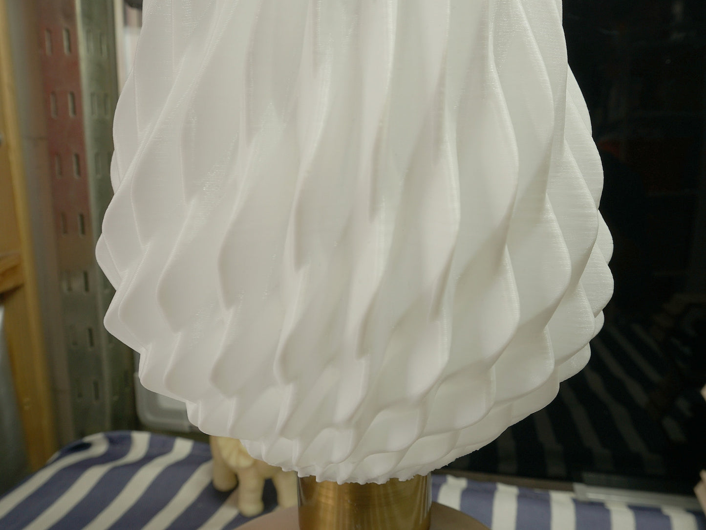 Ripple Table Lamp