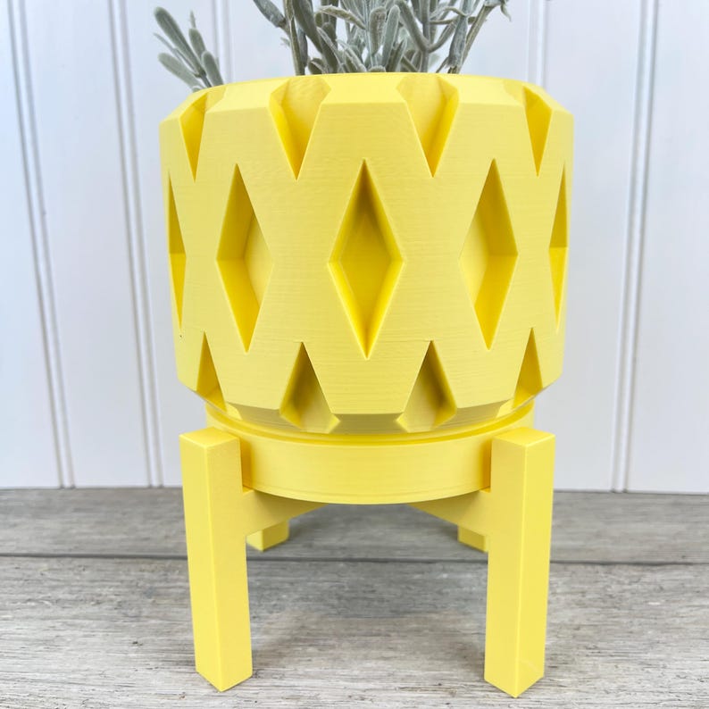 Retro Planter Pot